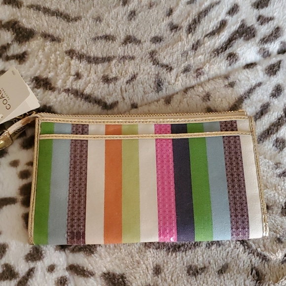 Coach Legacy Zippy Wristlet/Wallet - Picture 2 of 4